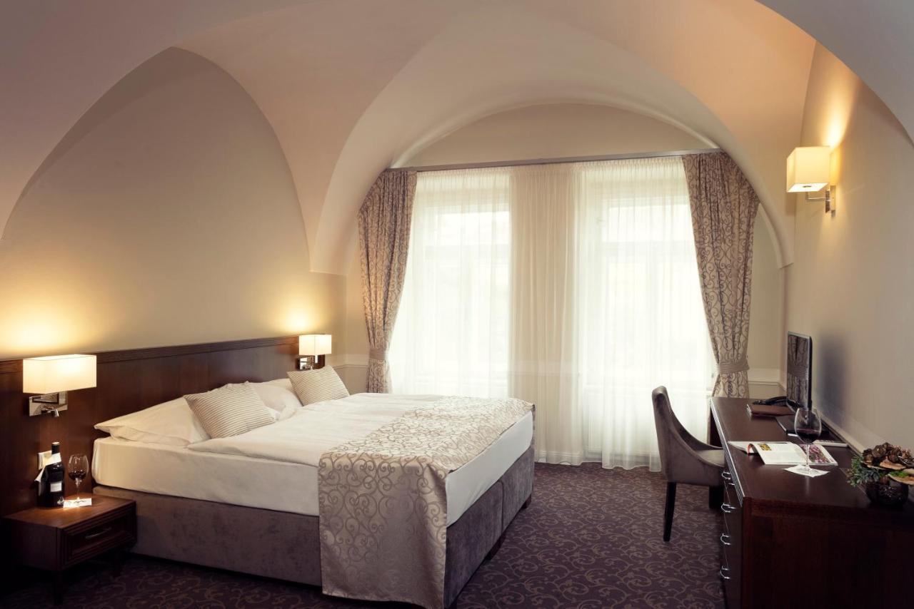 Hotel Ambassador Kosice Exterior photo